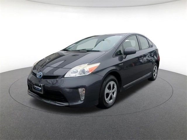 2013 Toyota Prius Two's photo