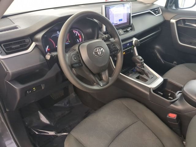 2023 Toyota RAV4 XLE - Photo 11