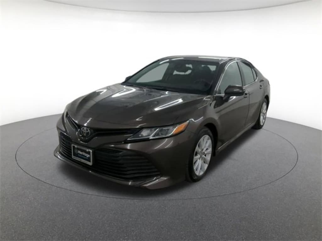 Used 2018 Toyota Camry LE Sedan