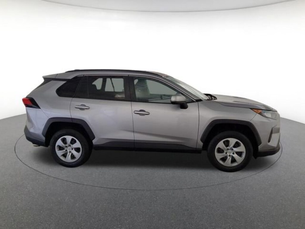 Used 2020 Toyota RAV4 LE Sport Utility
