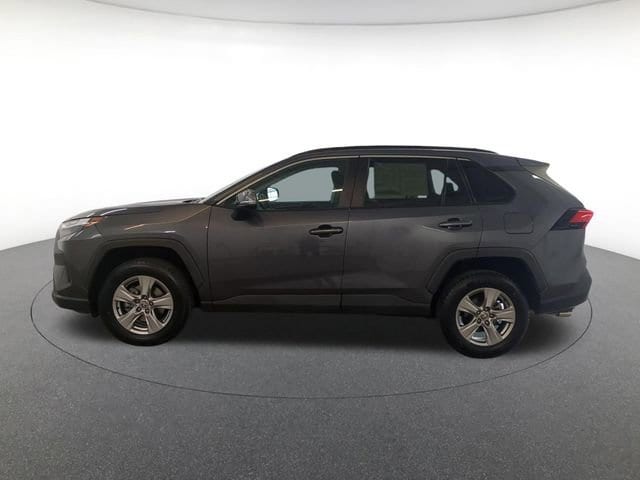 2023 Toyota RAV4 XLE - Photo 8