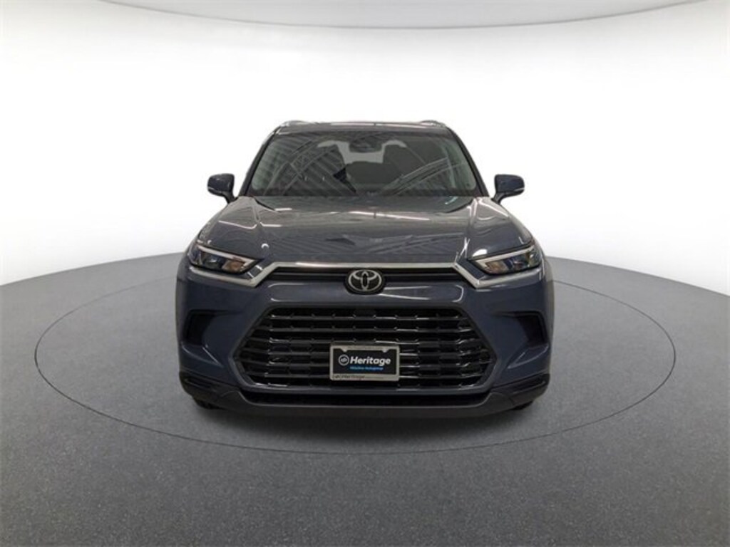 Used 2024 Toyota Grand Highlander XLE Sport Utility