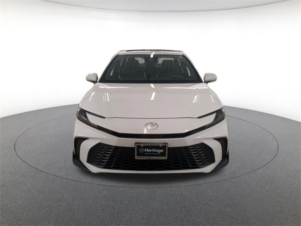 Used 2025 Toyota Camry SE Sedan