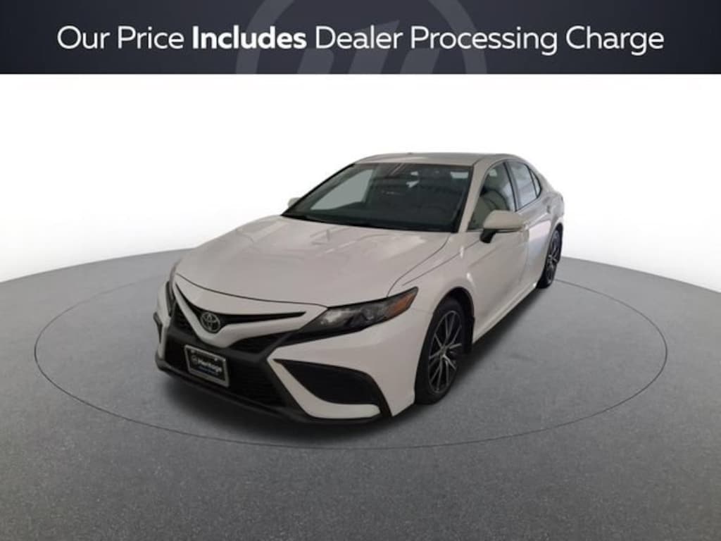 Used 2023 Toyota Camry SE Sedan