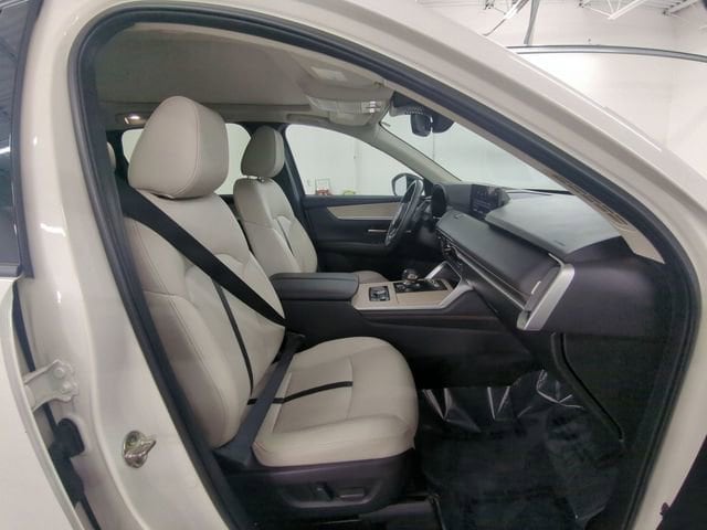 2025 Mazda CX-70 Premium Package - Photo 19