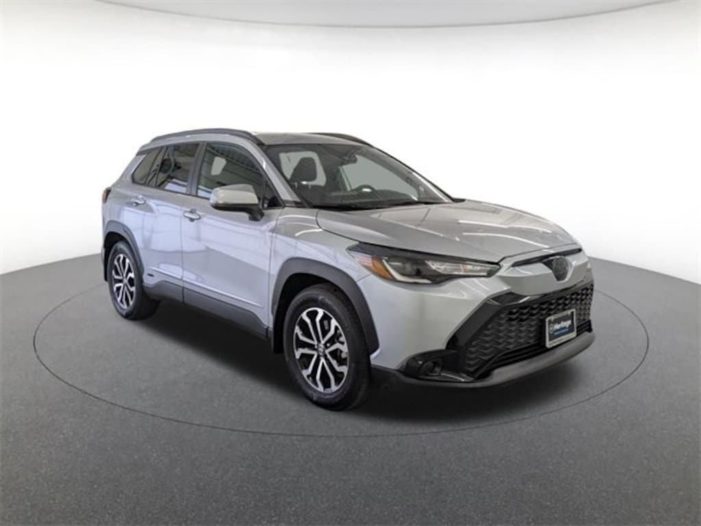 Used 2024 Toyota Corolla Cross Hybrid SE Sport Utility