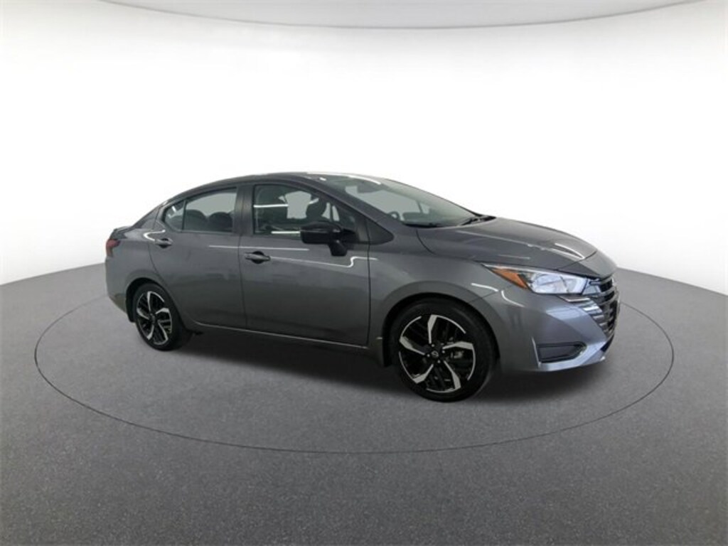 Used 2024 Nissan Versa 1.6 SR Sedan