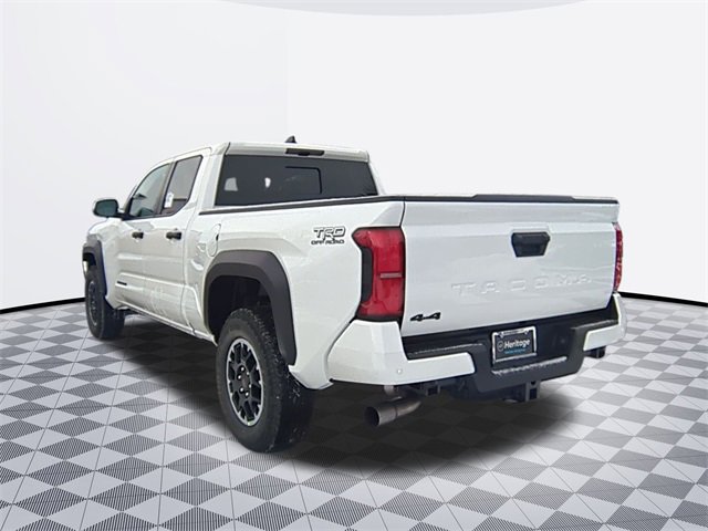 2025 Toyota Tacoma TRD Off-Road photo 3