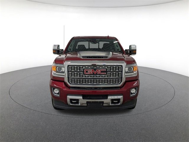 2019 Gmc Sierra 3500 HD Denali photo 2