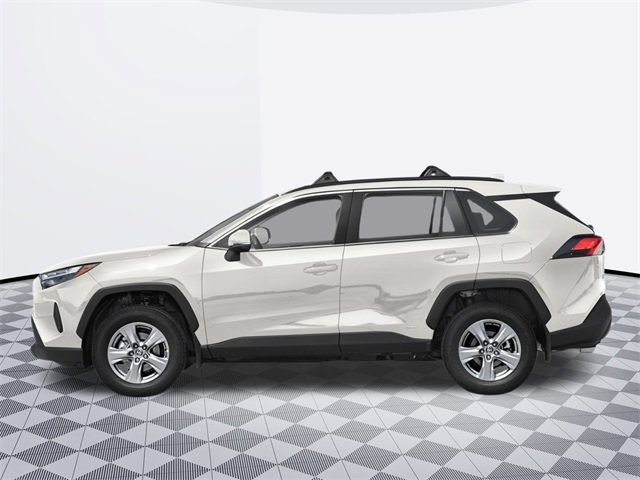 2025 Toyota RAV4 Hybrid XLE photo 3