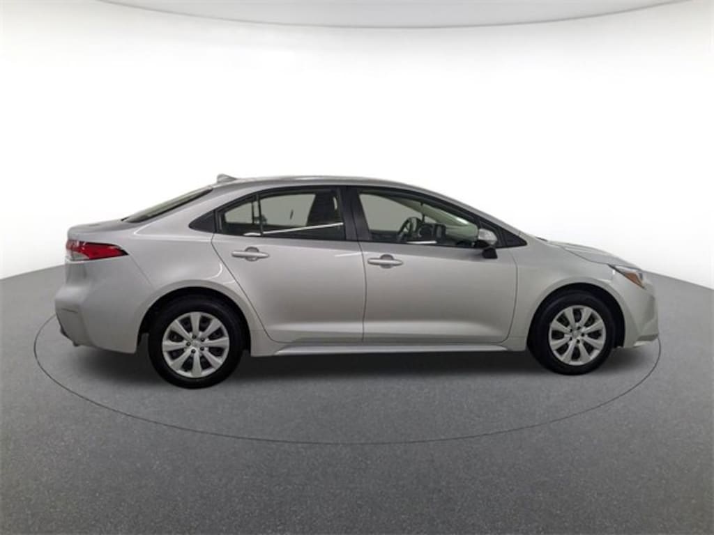 Used 2025 Toyota Corolla Hybrid LE Sedan