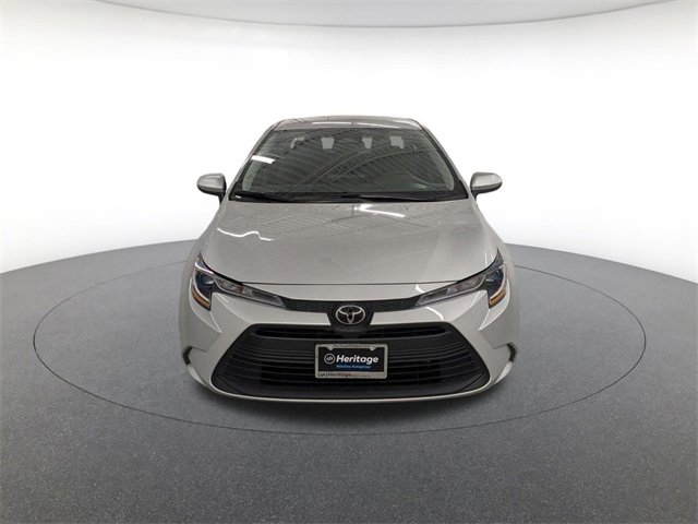 2025 Toyota Corolla LE photo 2