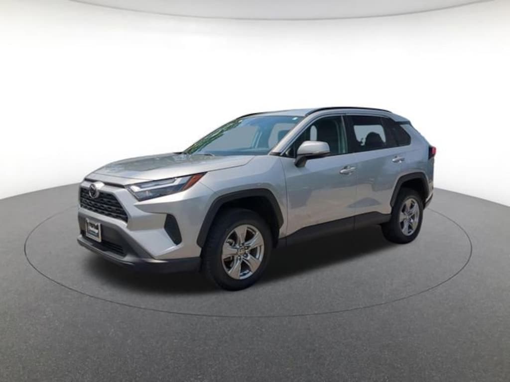 Used 2025 Toyota RAV4 XLE Sport Utility