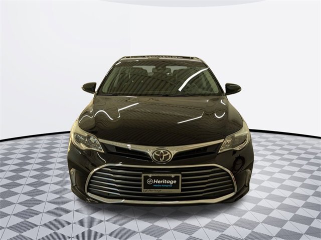 2018 Toyota Avalon XLE Premium photo 2