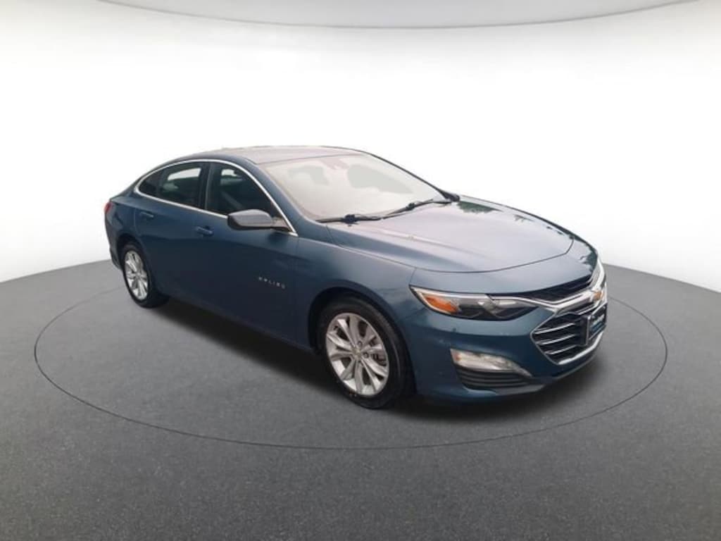 Used 2025 Chevrolet Malibu LT Sedan