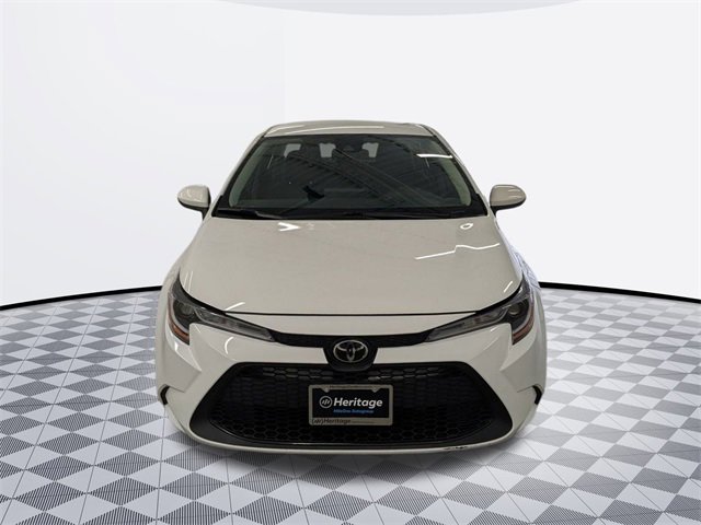 2022 Toyota Corolla LE photo 2