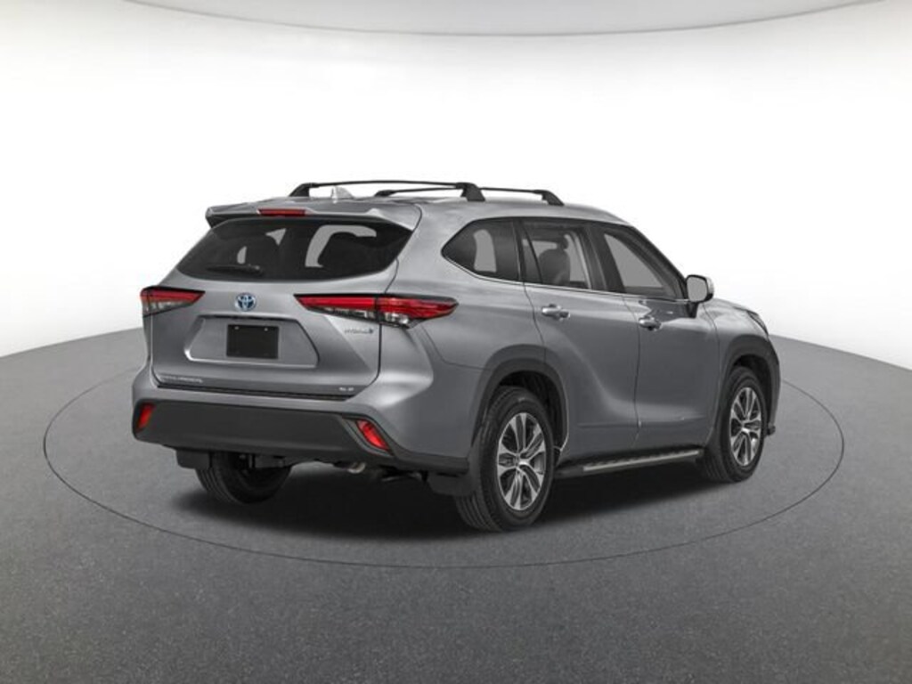 New 2026 Toyota Highlander Hybrid XLE SUV