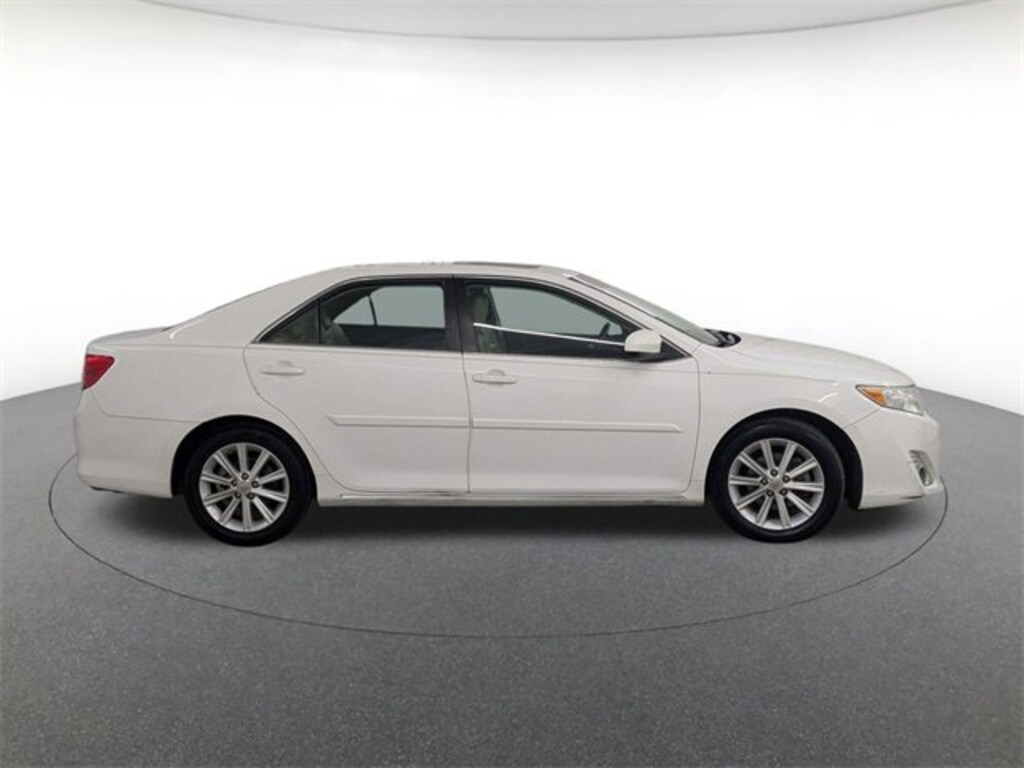 Used 2013 Toyota Camry XLE Sedan