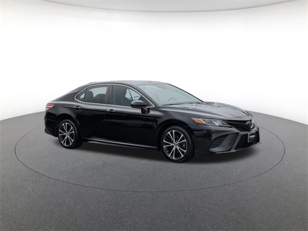 Used 2019 Toyota Camry LE Sedan