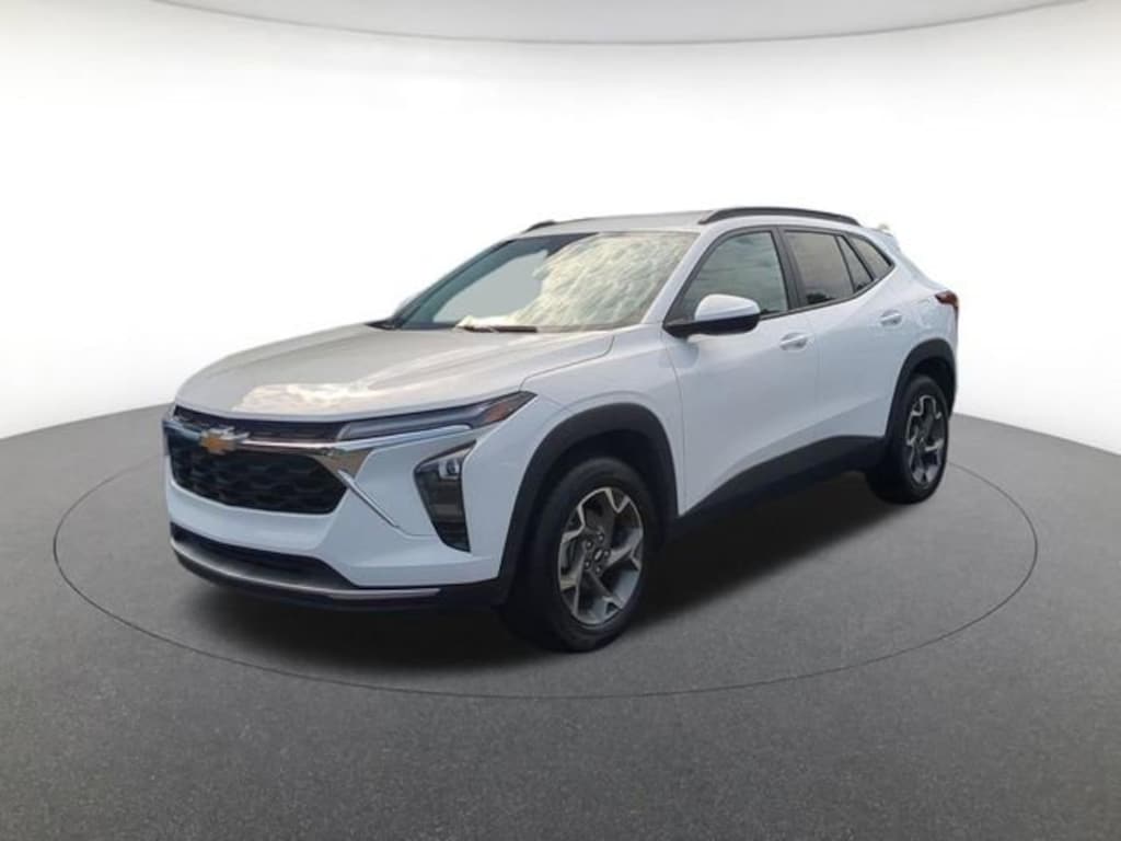 Used 2024 Chevrolet Trax LT Sport Utility