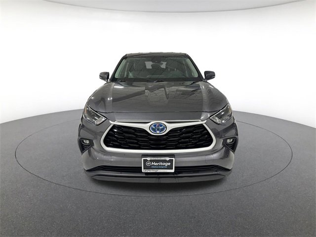 2024 Toyota Highlander Hybrid LE Sport photo 2