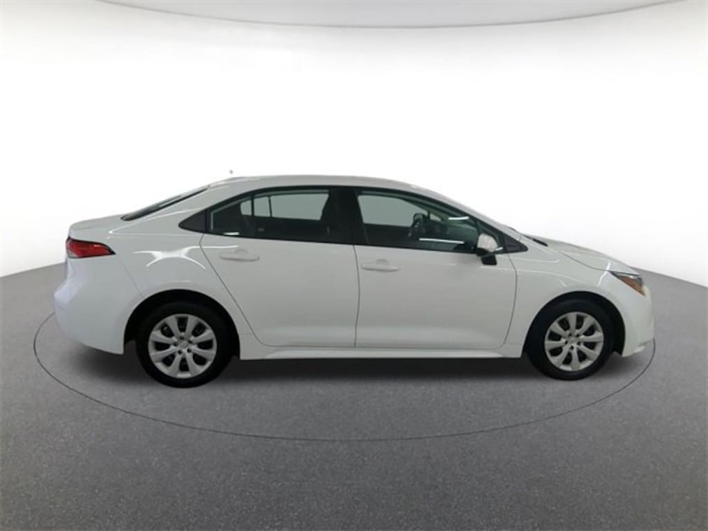 Used 2024 Toyota Corolla LE Sedan