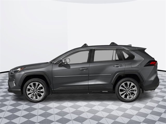 2025 Toyota RAV4 XLE photo 3