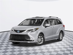 2025 Toyota Sienna XLE Van Passenger Van