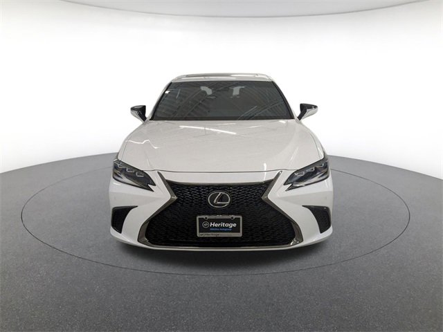 2025 Lexus ES 300h F SPORT Handling photo 2
