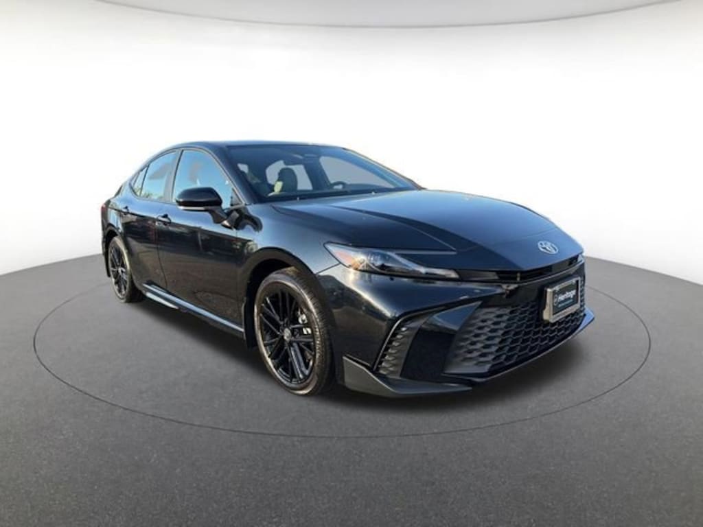 Used 2026 Toyota Camry SE Sedan