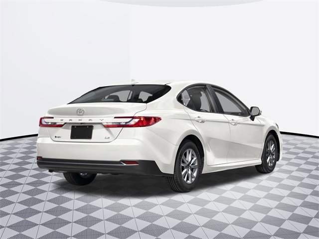2026 Toyota Camry LE photo 2