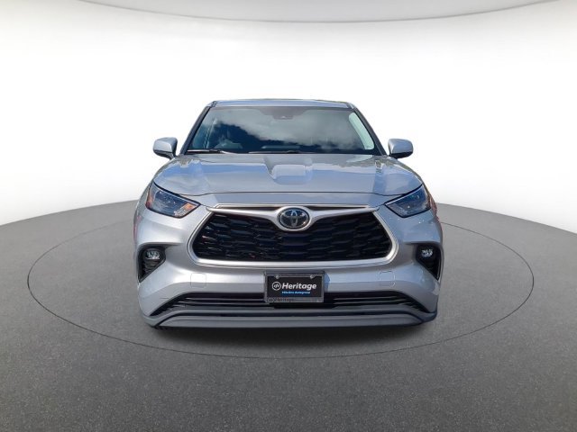 Used 2023 Toyota Highlander LE Sport Utility