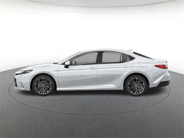 2026 Toyota Camry XLE photo 3