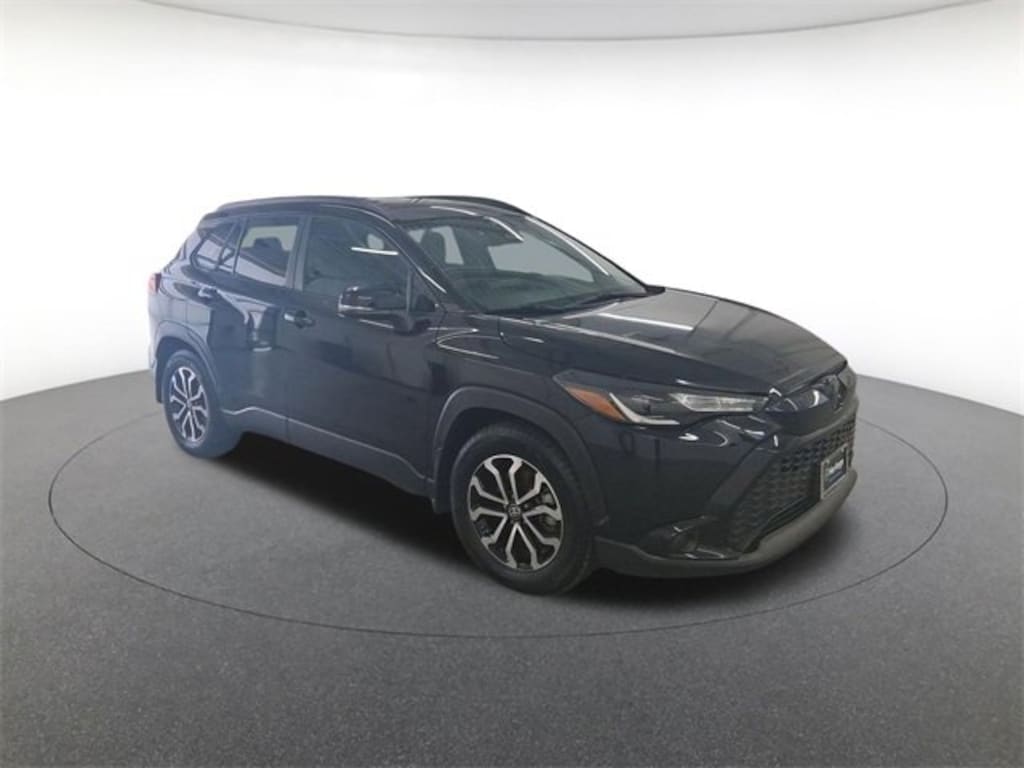 Used 2024 Toyota Corolla Cross Hybrid SE Sport Utility