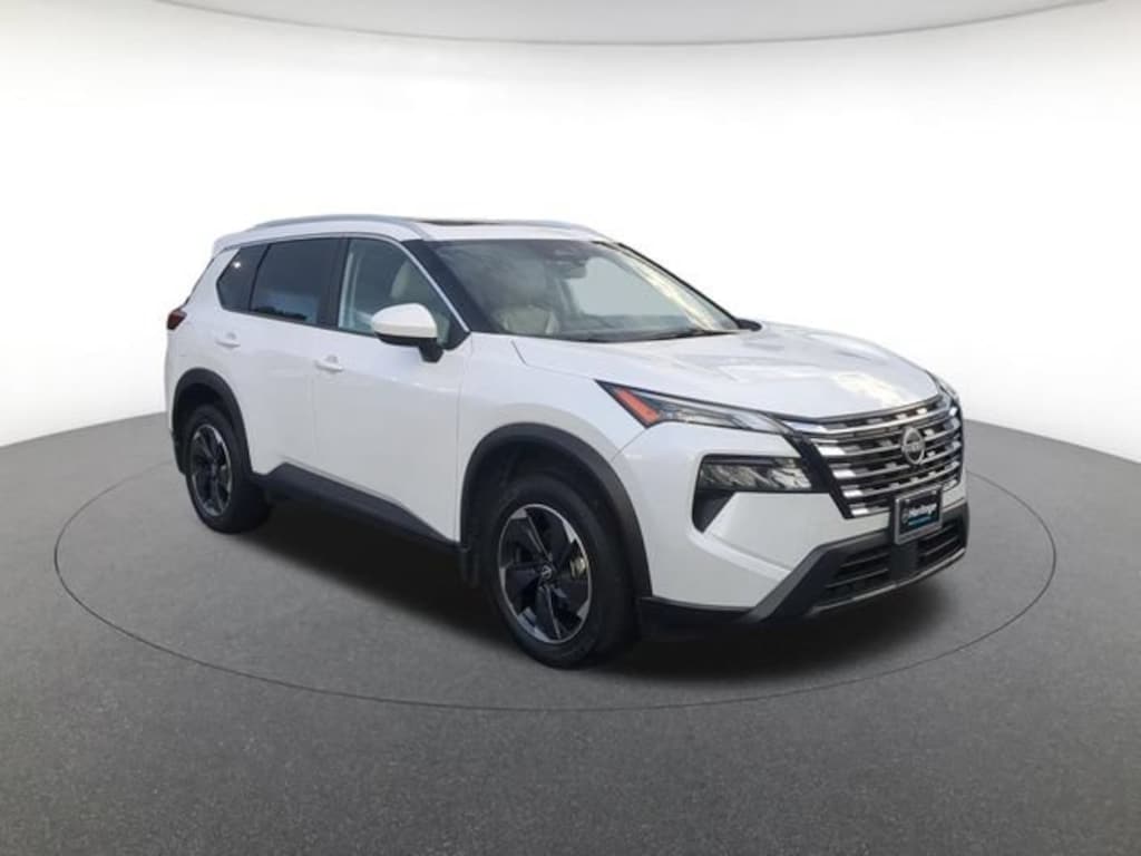 Used 2025 Nissan Rogue SV Sport Utility