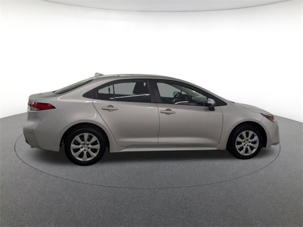 Used 2025 Toyota Corolla LE Sedan
