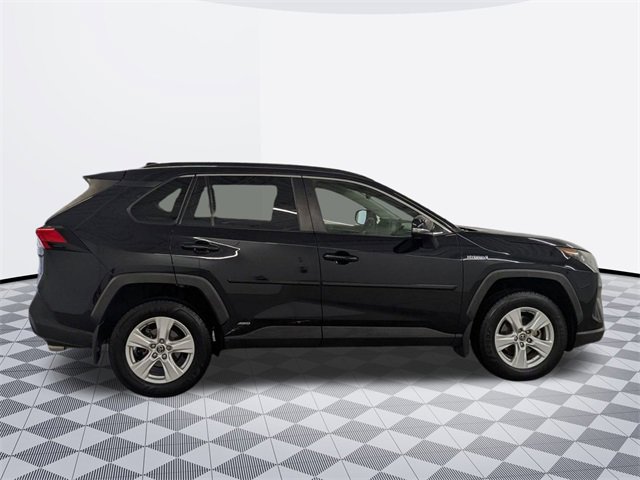 2019 Toyota RAV4 Hybrid LE Sport photo 3
