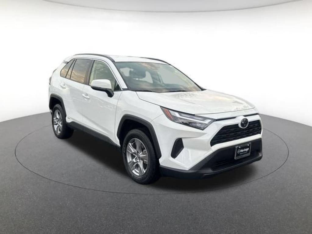 Used 2025 Toyota RAV4 Hybrid XLE Sport Utility