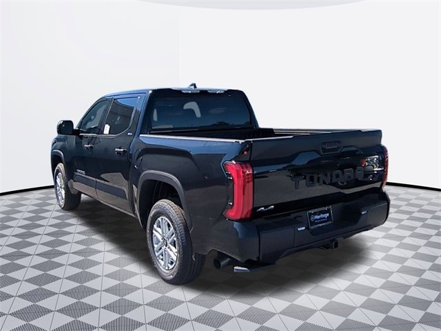 2025 Toyota Tundra SR5 CrewMax photo 3