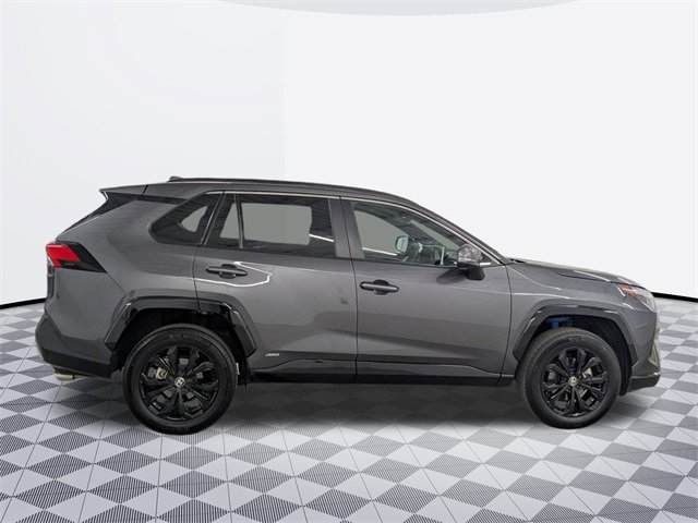 2024 Toyota RAV4 Hybrid SE Sport photo 4