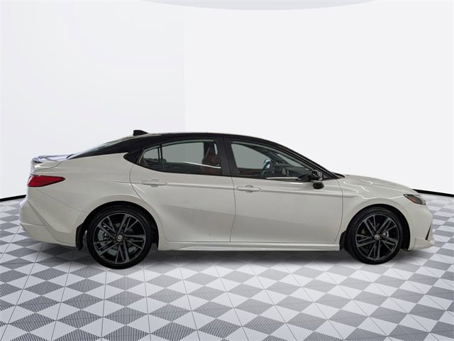 2025 Toyota Camry XSE photo 4