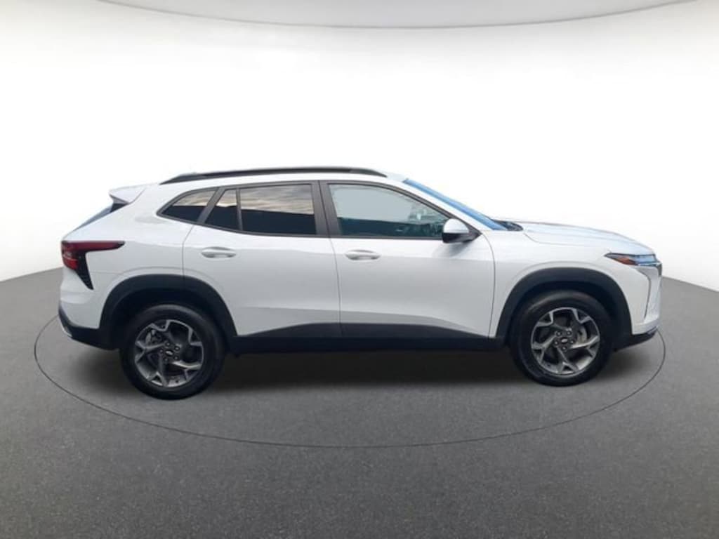 Used 2024 Chevrolet Trax LT Sport Utility