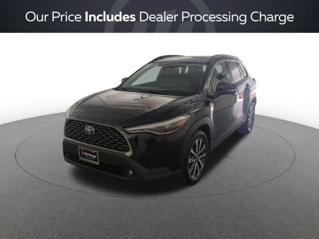 Used 2024 Toyota Corolla Cross XLE Sport Utility