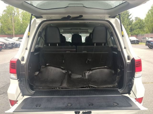 2016 Toyota Land Cruiser Base - Photo 22