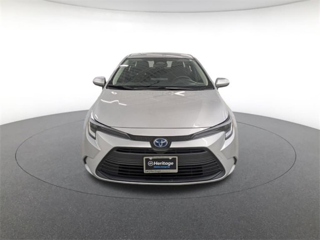 Used 2025 Toyota Corolla Hybrid LE Sedan