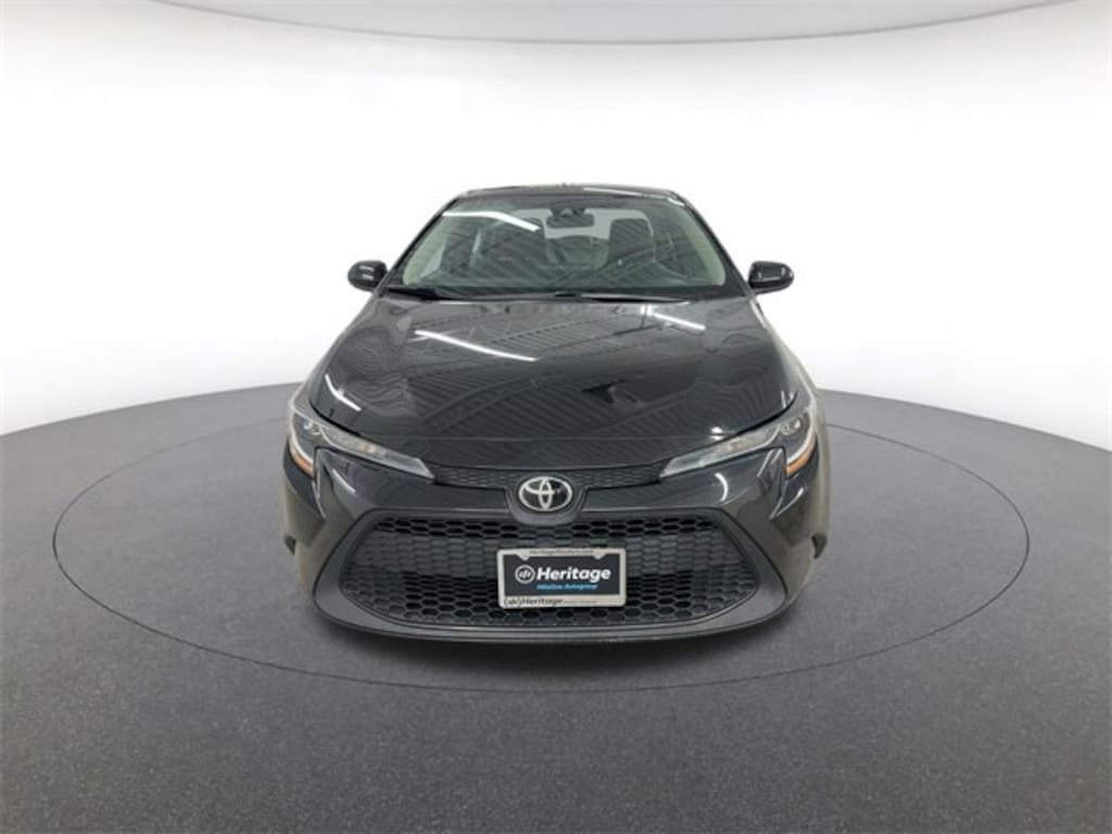 Used 2022 Toyota Corolla LE Sedan