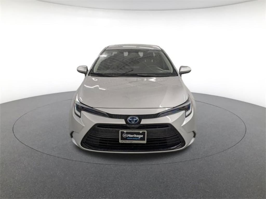 Used 2025 Toyota Corolla Hybrid LE Sedan