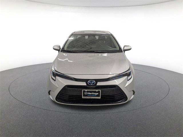 2025 Toyota Corolla Hybrid LE photo 2