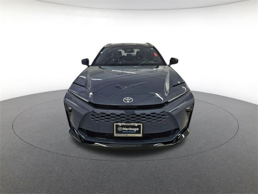 Used 2025 Toyota Crown Signia Limited Sport Utility