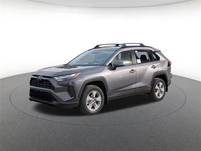 2025 Toyota RAV4 XLE's photo